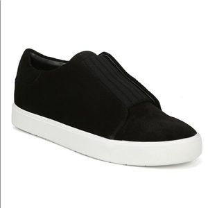 Vince Cantara Slip-On Sneaker